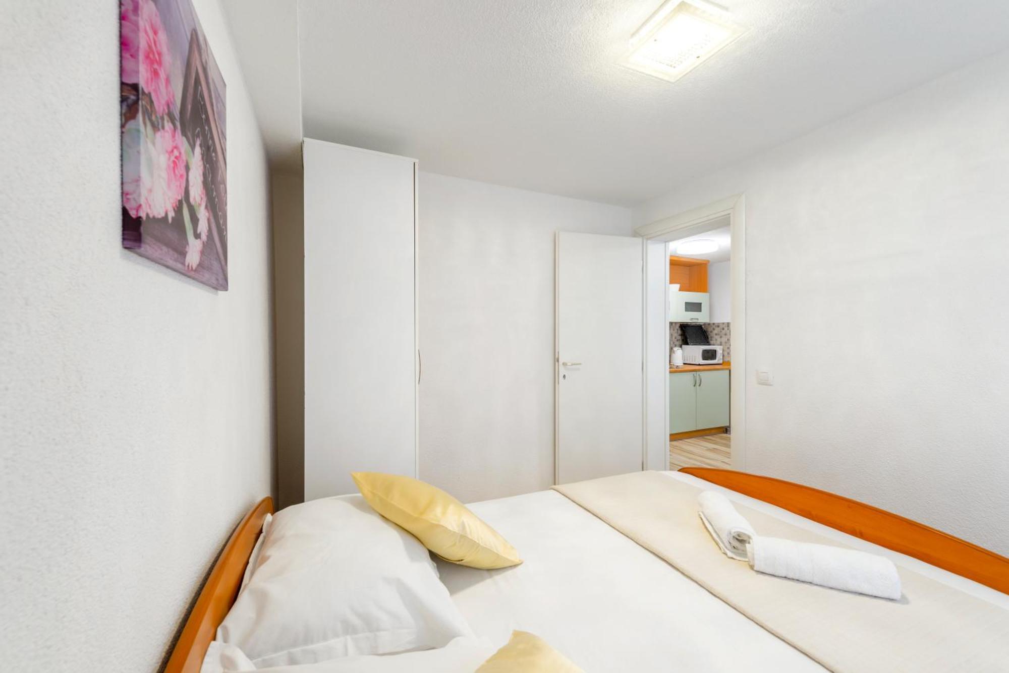 Apartments Roma Baska Voda Exterior photo